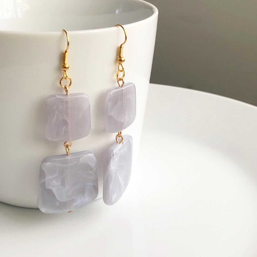 NEW "Temple" Acrylic Square Earrings (white) - Picture 4 of 8